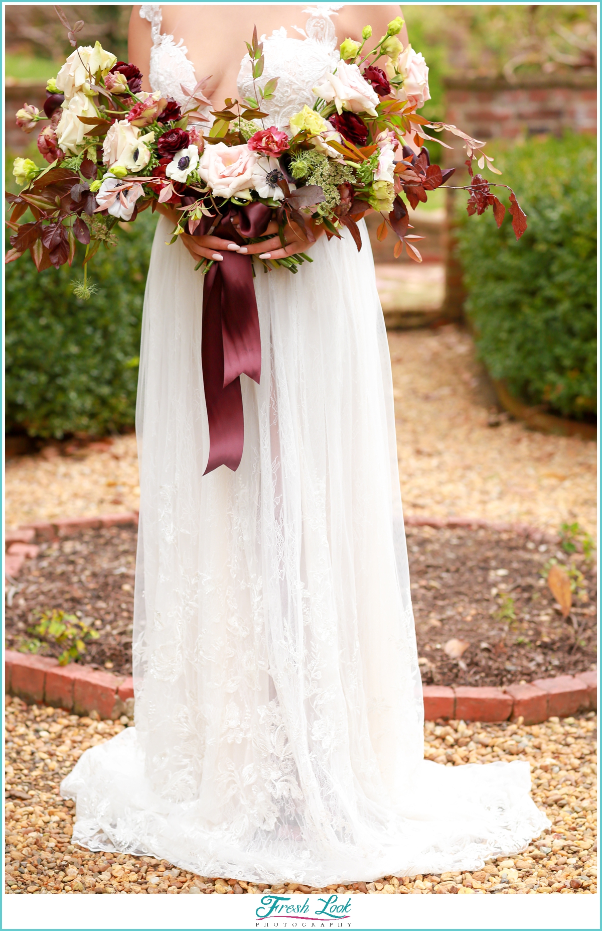 red and black bridal bouquet