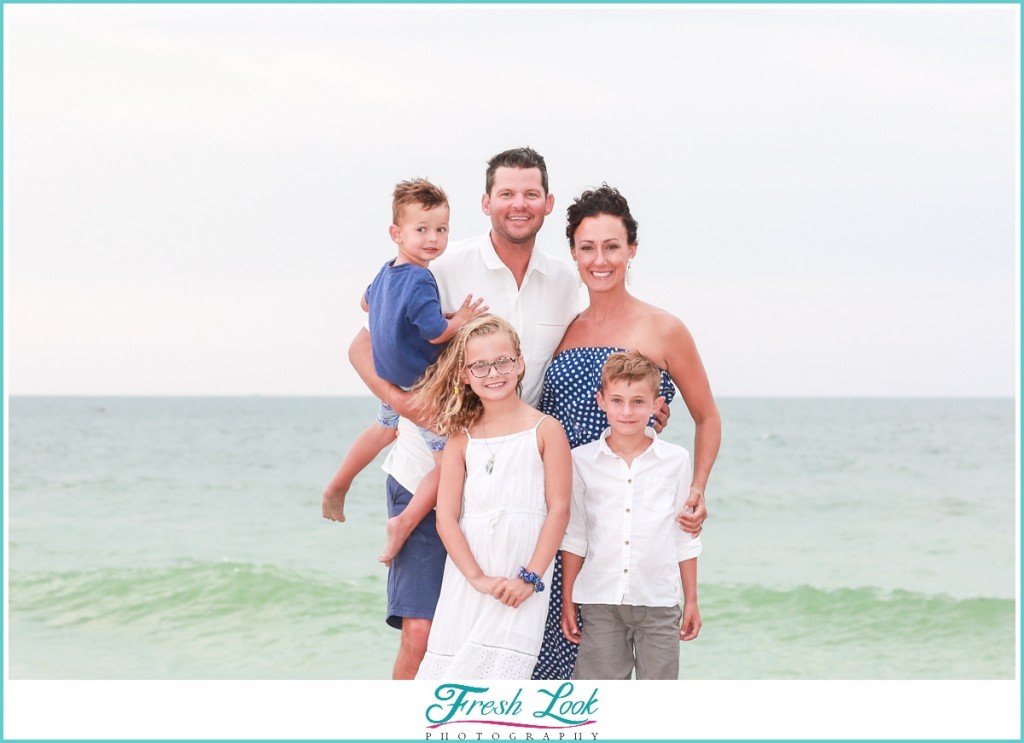 Sandbridge Virginia Photoshoot | Buehler Family - JudithsFreshLook.com