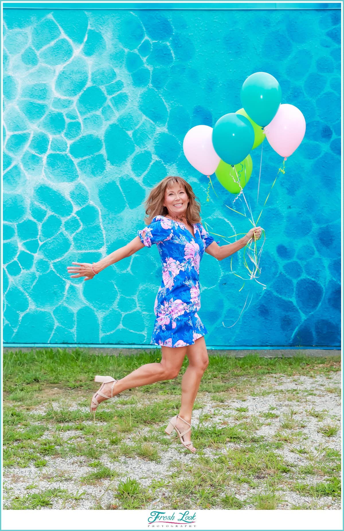 Fun Balloon Photoshoot Ideas